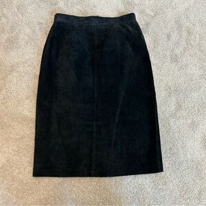 Vintage Margaret Godfrey black suede leather pencil
Skirt